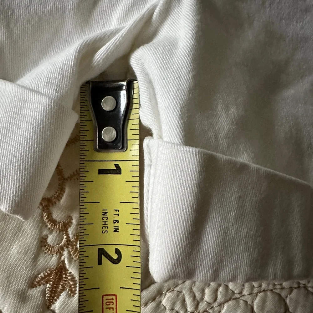 Abercrombie & Fitch LOT of 3 items - Picture 15 of 15